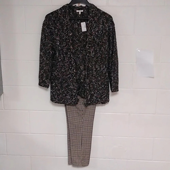 MAURICES NATURE COLORED, CHUNKY, SOFT, OPEN FRONT, CARDIGAN W/GOLD THREADS - Picture 7 of 7